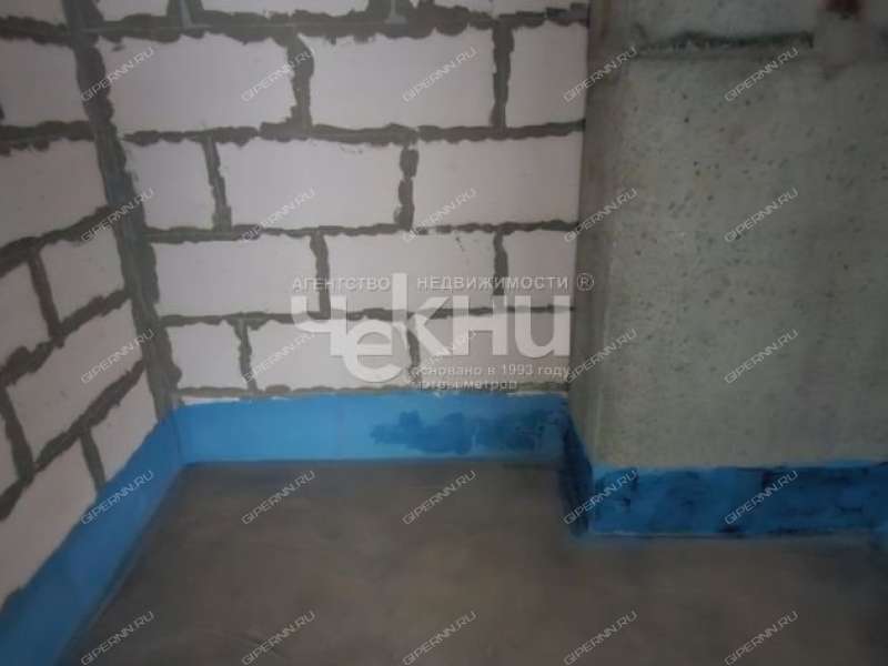 однокомнатная квартира на улице Июльских Дней дом 11