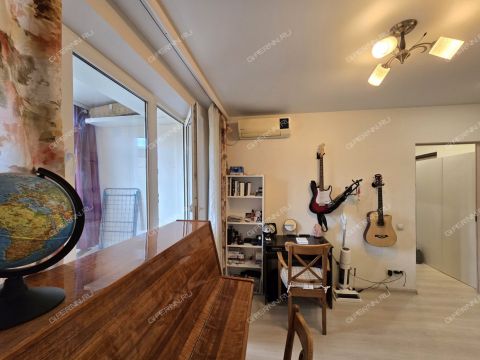 3-komnatnaya-ul-volodarskogo-d-7 фото