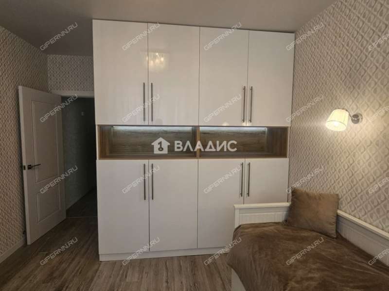 трёхкомнатная квартира на проспекте Гагарина дом 36 к4