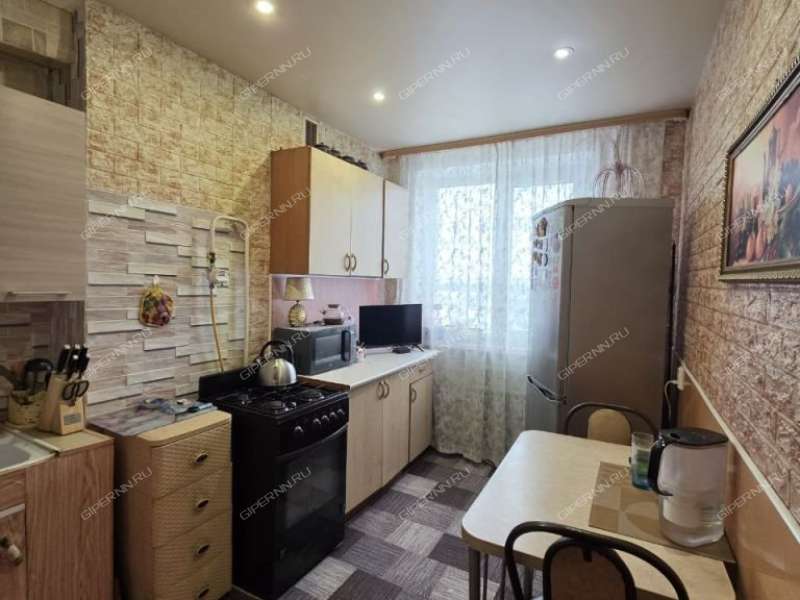 двухкомнатная квартира на улице Строкина дом 8