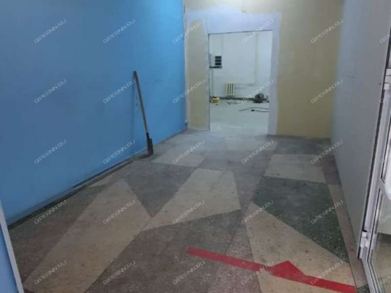 помещение под коммерческую недвижимость на улице Сергея Тюленина