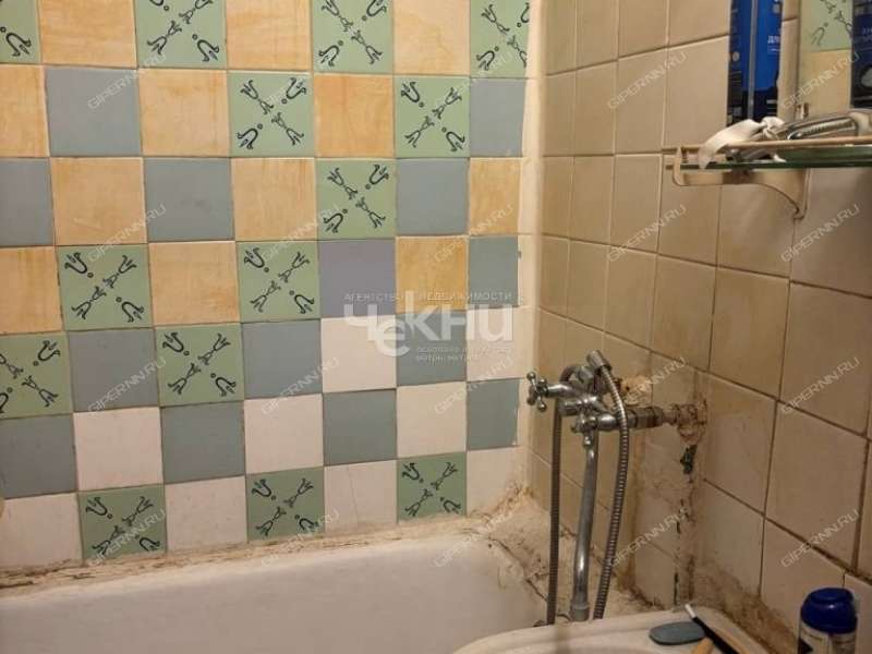 трёхкомнатная квартира на улице Маршала Жукова дом 25