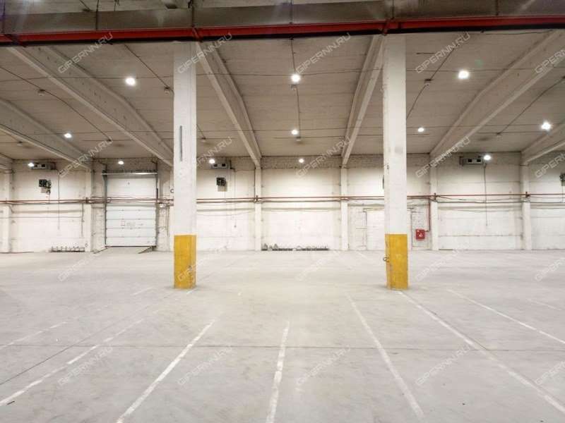 помещение под склад на улице Федосеенко