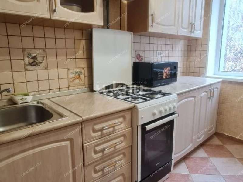 трёхкомнатная квартира на улице Маршала Голованова дом 39