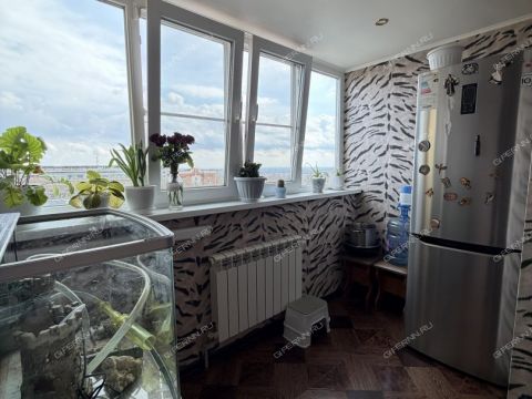 3-komnatnaya-mkr-shherbinki-1-y-d-13-k2 фото