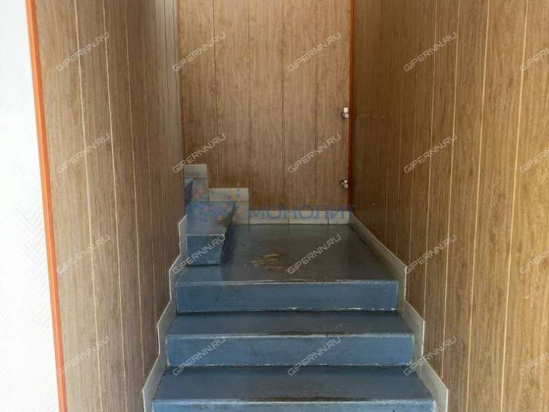 имущественный комплекс под офис, недвижимость под автобизнес на Магистральной улице село Запрудное