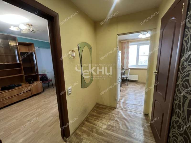 однокомнатная квартира на улице Героя Советского Союза Усилова дом 10