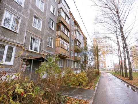 2-komnatnaya-ul-chernyahovskogo-d-18 фото