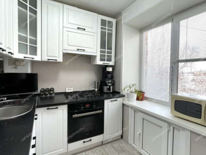 трёхкомнатная квартира на Нижегородской улице дом 18 город Кстово