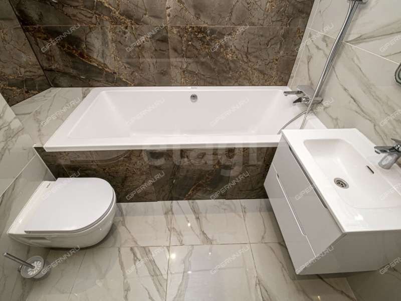 трёхкомнатная квартира на улице Маршала Баграмяна дом 3