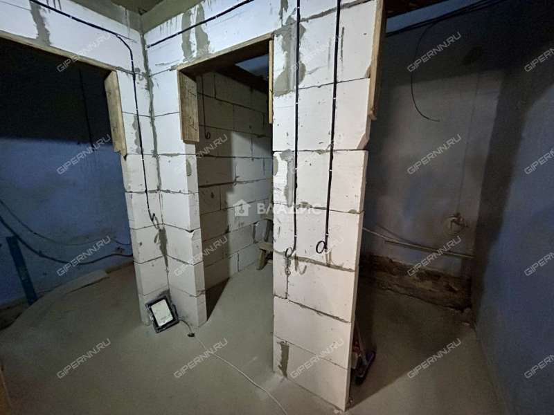 здание под офис, торговую площадь на Гордеевской улице