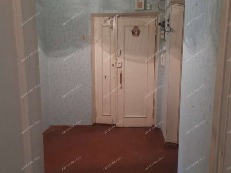 трёхкомнатная квартира на улице Краснодонцев дом 3