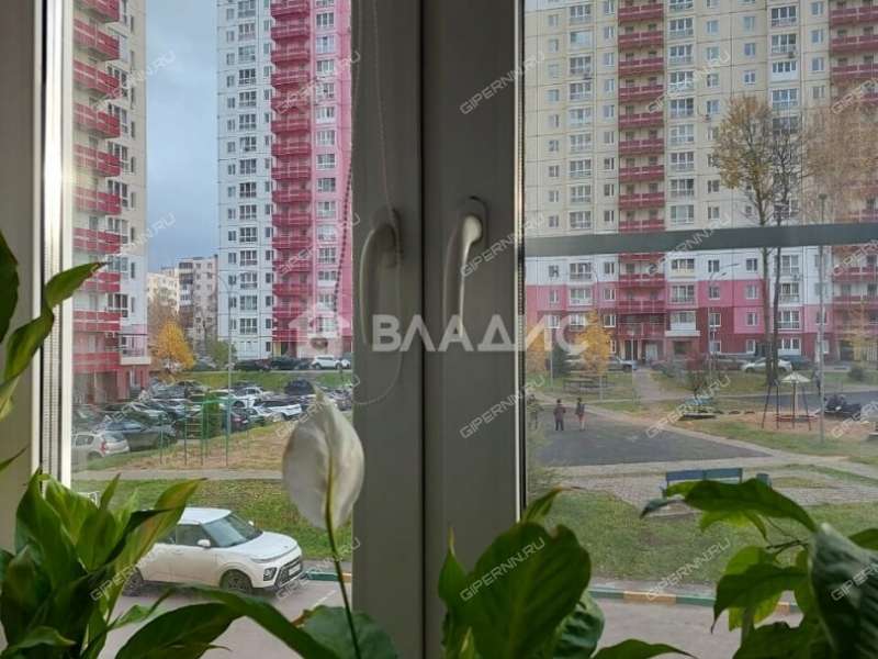 однокомнатная квартира на бульваре 60-летия Октября дом 5А