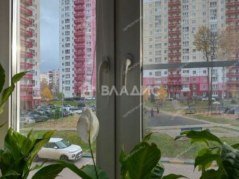 1-komnatnaya-b-r-60-letiya-oktyabrya-d-5a фото