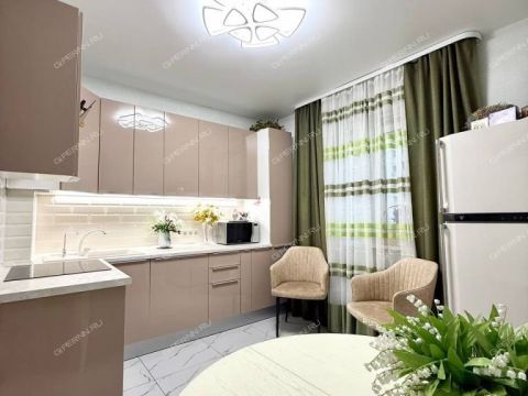 3-komnatnaya-ul-bogdanovicha-d-2-1 фото