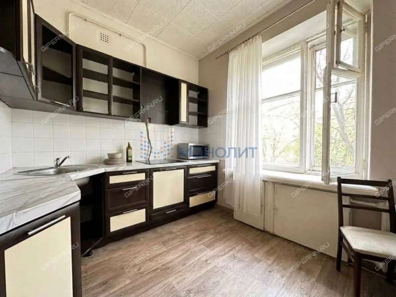 трёхкомнатная квартира в переулке Райниса дом 11