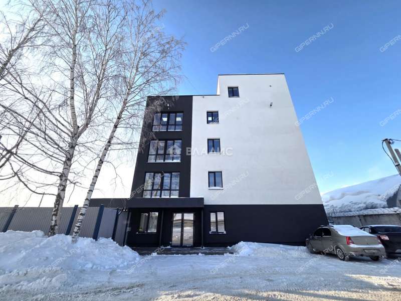 здание под офис, торговую площадь на улице Ларина