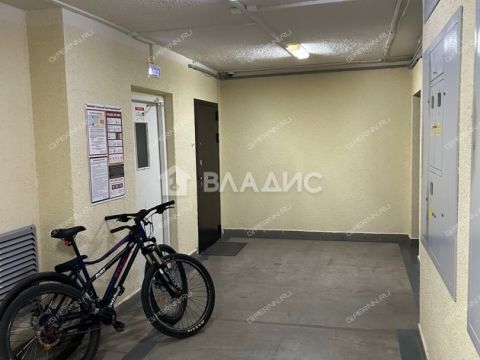 3-komnatnaya-ul-ukrainskaya-d-50 фото