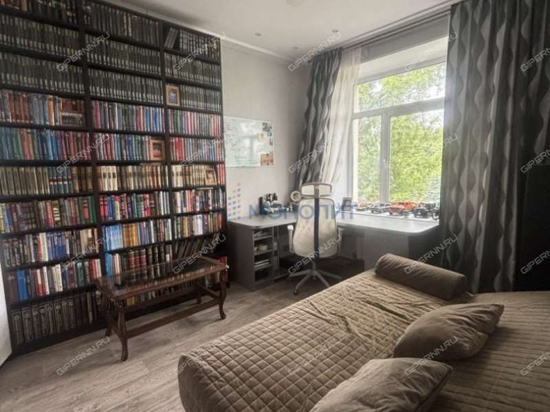 трёхкомнатная квартира на проспекте Гагарина дом 38