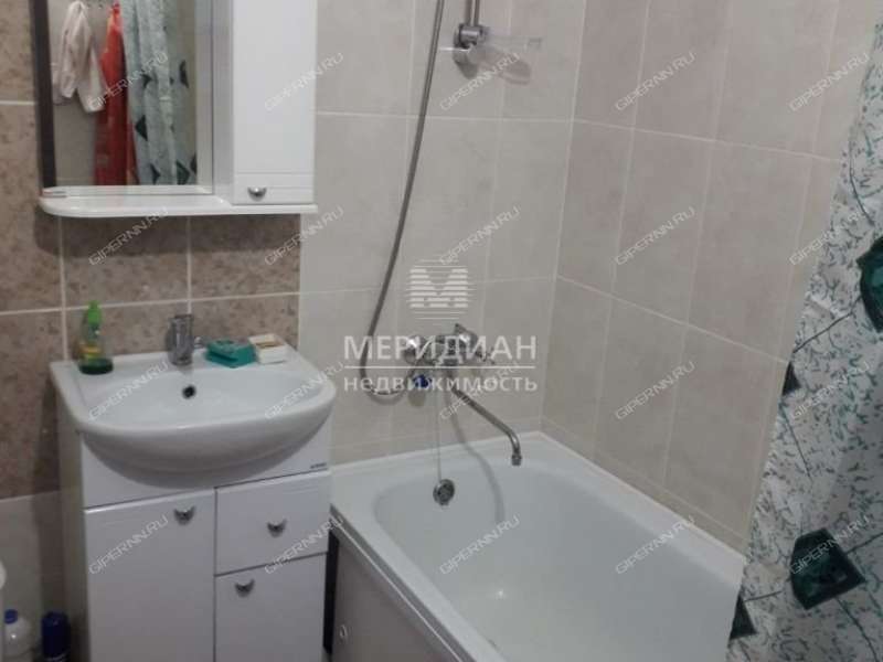 однокомнатная квартира на улице Александра Люкина дом 5