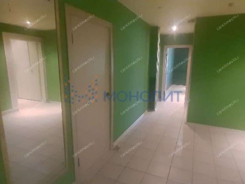 помещение под офис, торговую площадь на улице Дьяконова
