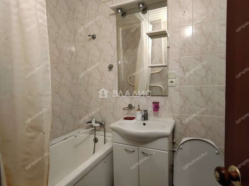 двухкомнатная квартира на Большой Покровской улице дом 32