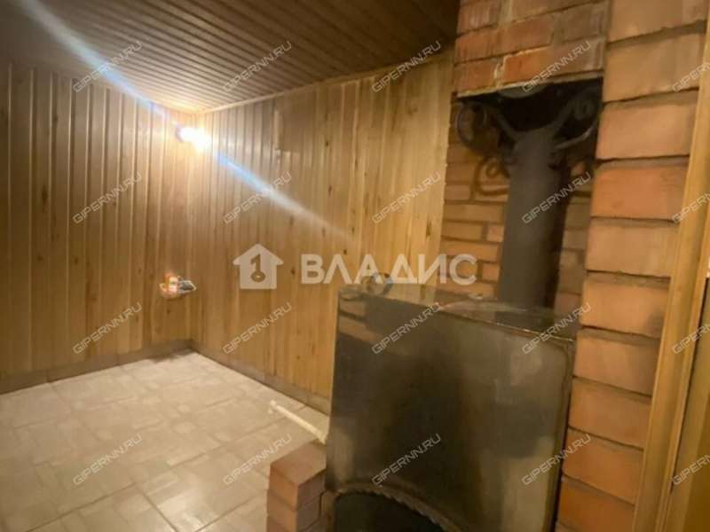 1/2 дома на улице Чванова