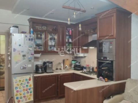 taunhaus-per-tretiy-tihiy-d-1 фото