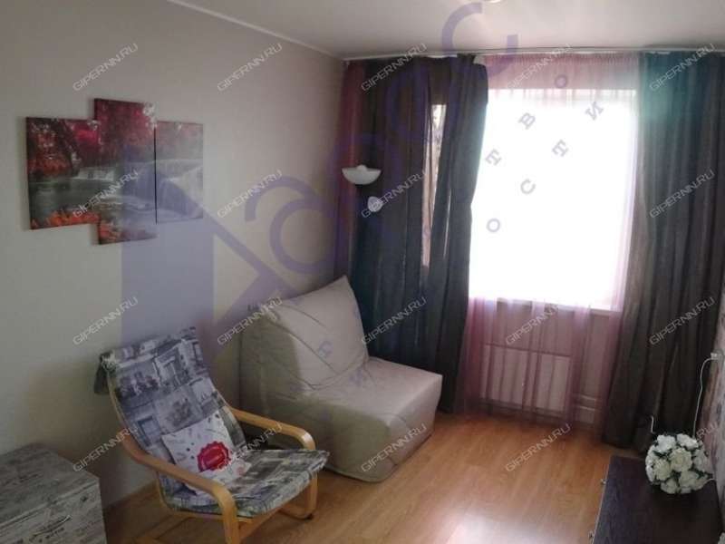 трёхкомнатная квартира на улице Родионова дом 165 к3