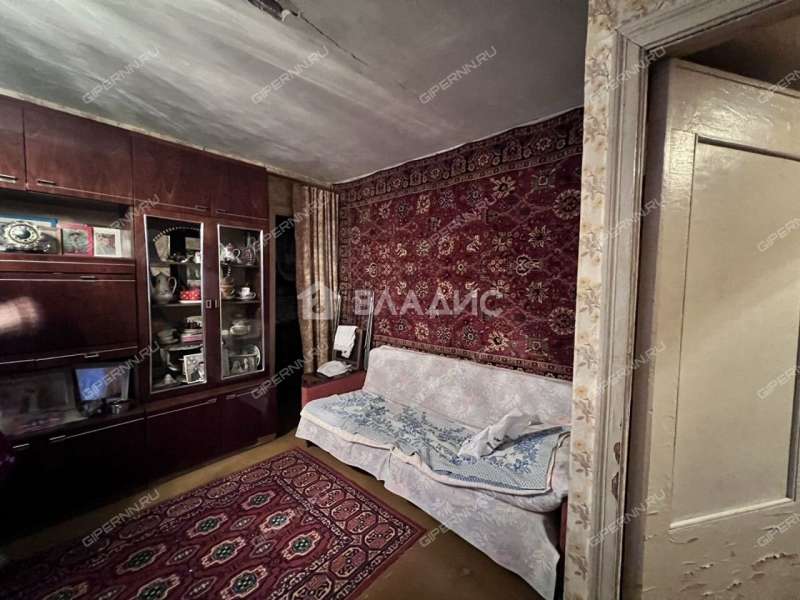 двухкомнатная квартира на улице Июльских Дней дом 6