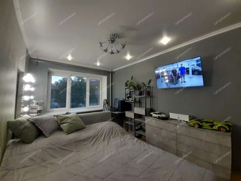 трёхкомнатная квартира на улице Максима Горького дом 152