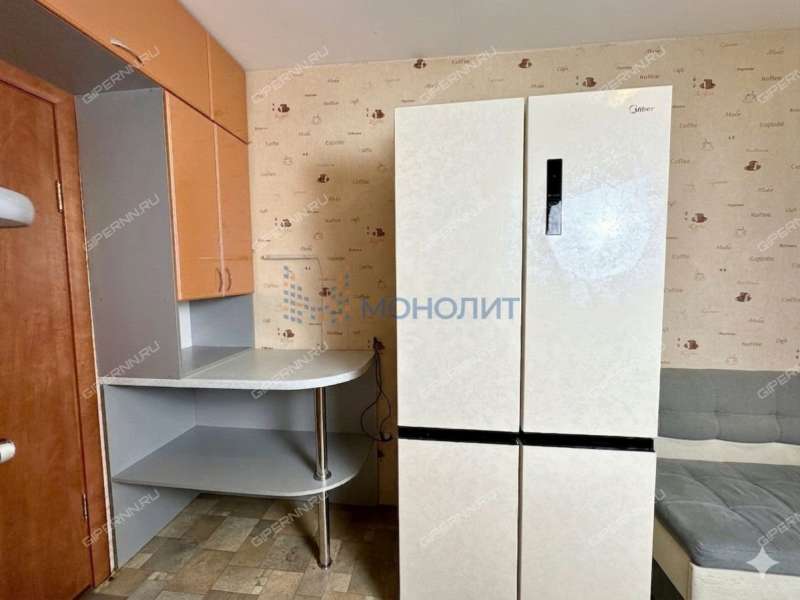 трёхкомнатная квартира на улице Обухова дом 45