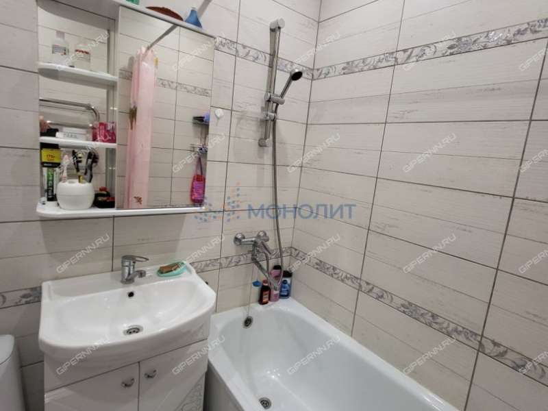 двухкомнатная квартира на улице Героя Советского Союза Поющева дом 25