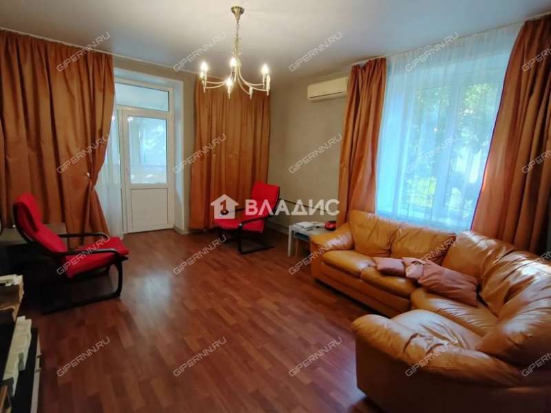 трёхкомнатная квартира на улице Бекетова дом 4А
