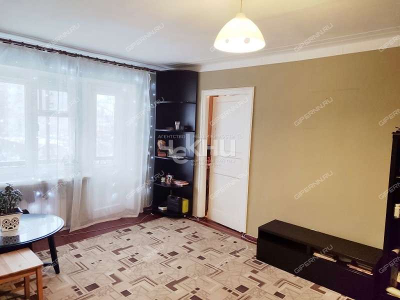 двухкомнатная квартира на улице Октябрьской Революции дом 18