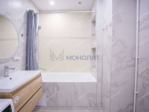 2-komnatnaya-ul-vyatskaya-d-8 фото