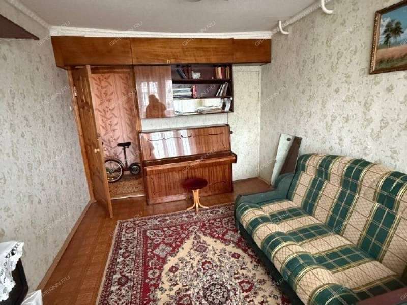 трёхкомнатная квартира на улице Политбойцов дом 8