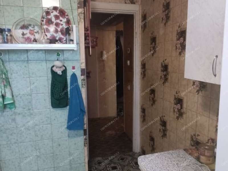 двухкомнатная квартира на улице Строителей дом 13 город Дзержинск