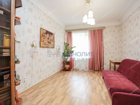 4-komnatnaya-ul-beketova-d-5 фото
