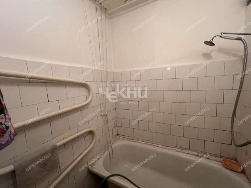 трёхкомнатная квартира на улице Дружаева дом 5