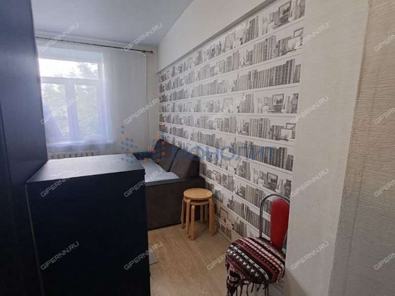 комната в доме 43 на Народной улице