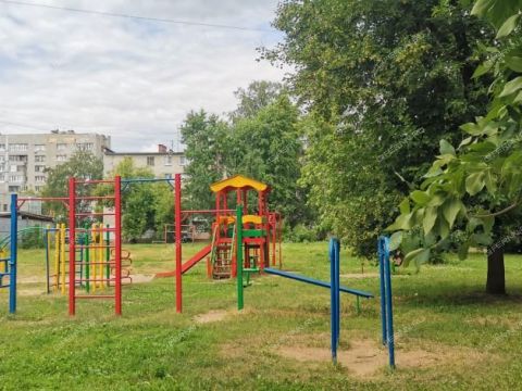 2-komnatnaya-ul-yuliusa-fuchika-d-13 фото