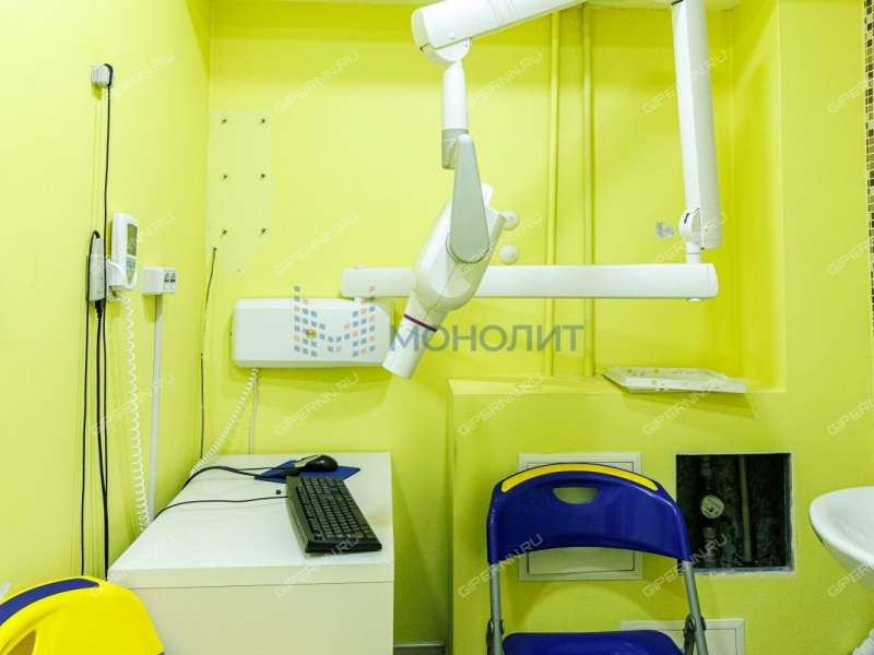 помещение под недвижимость под медицинские учреждения, недвижимость под салоны красоты на улице Героя Юрия Смирнова